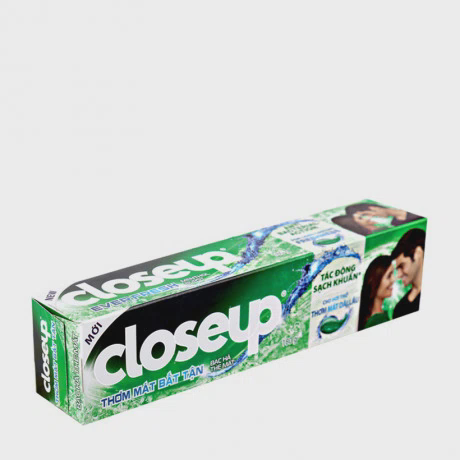 Kem đánh răng hương bạc hà thơm mát Close Up  (180g)