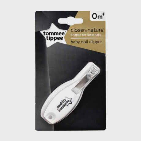 Bấm móng tay cho bé Tommee Tippee