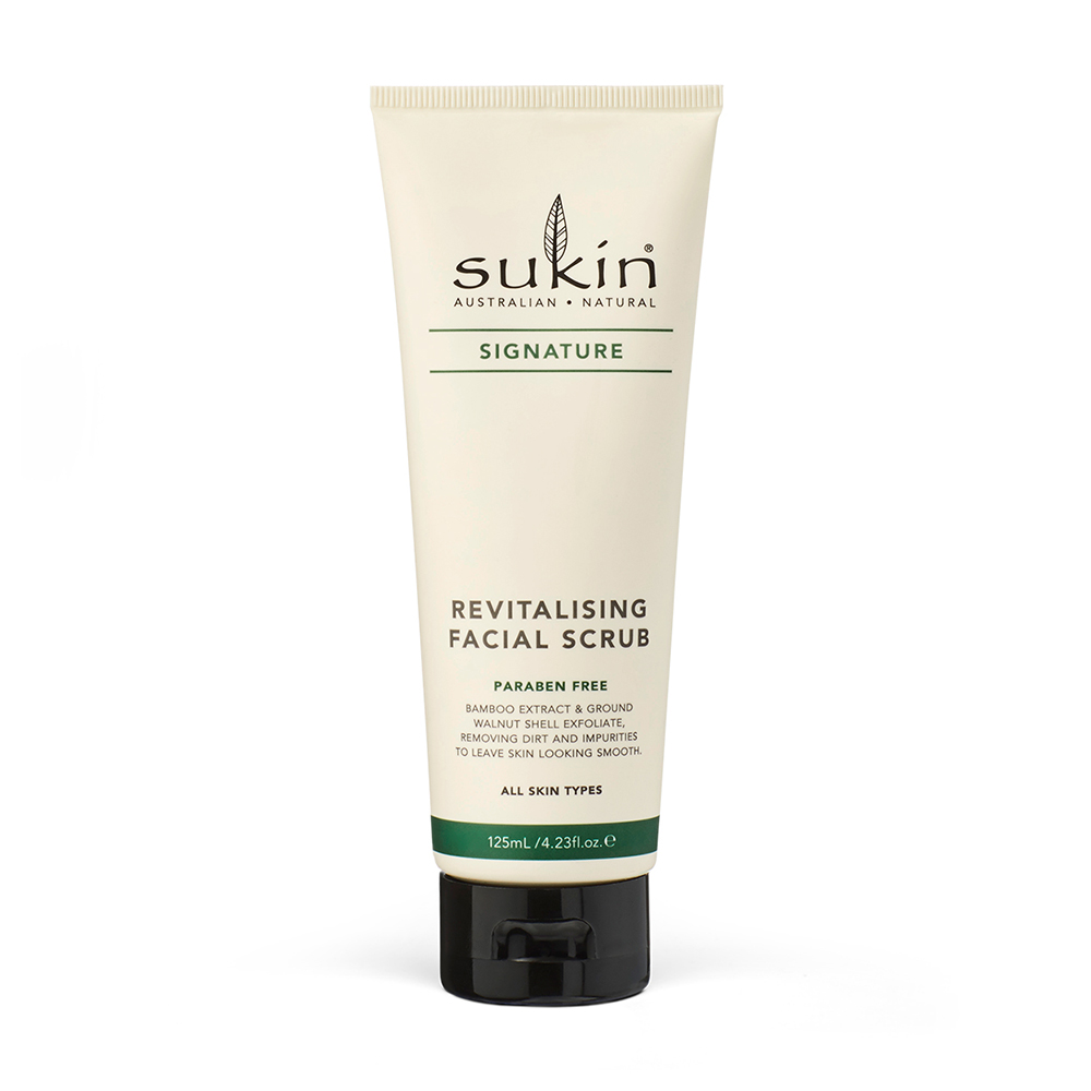 Kem tẩy tế bào chết Sukin Signature Revitalising Facial Scrub (Chai 125ml)